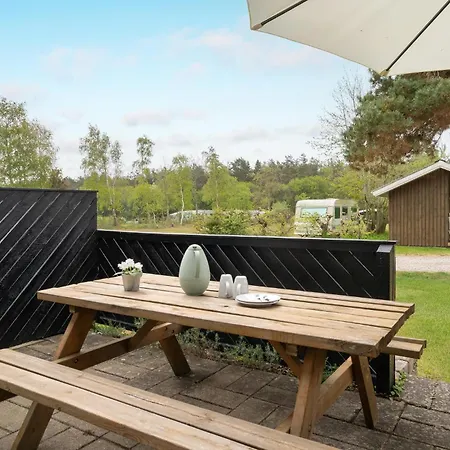 Σπίτι διακοπών In With Wifi